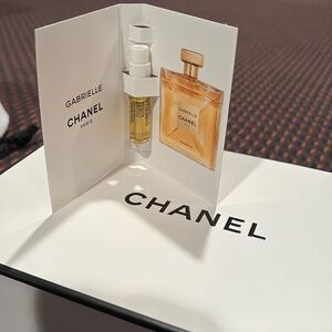 New Chanel Gabrielle Fragrance Parfum spray sample
